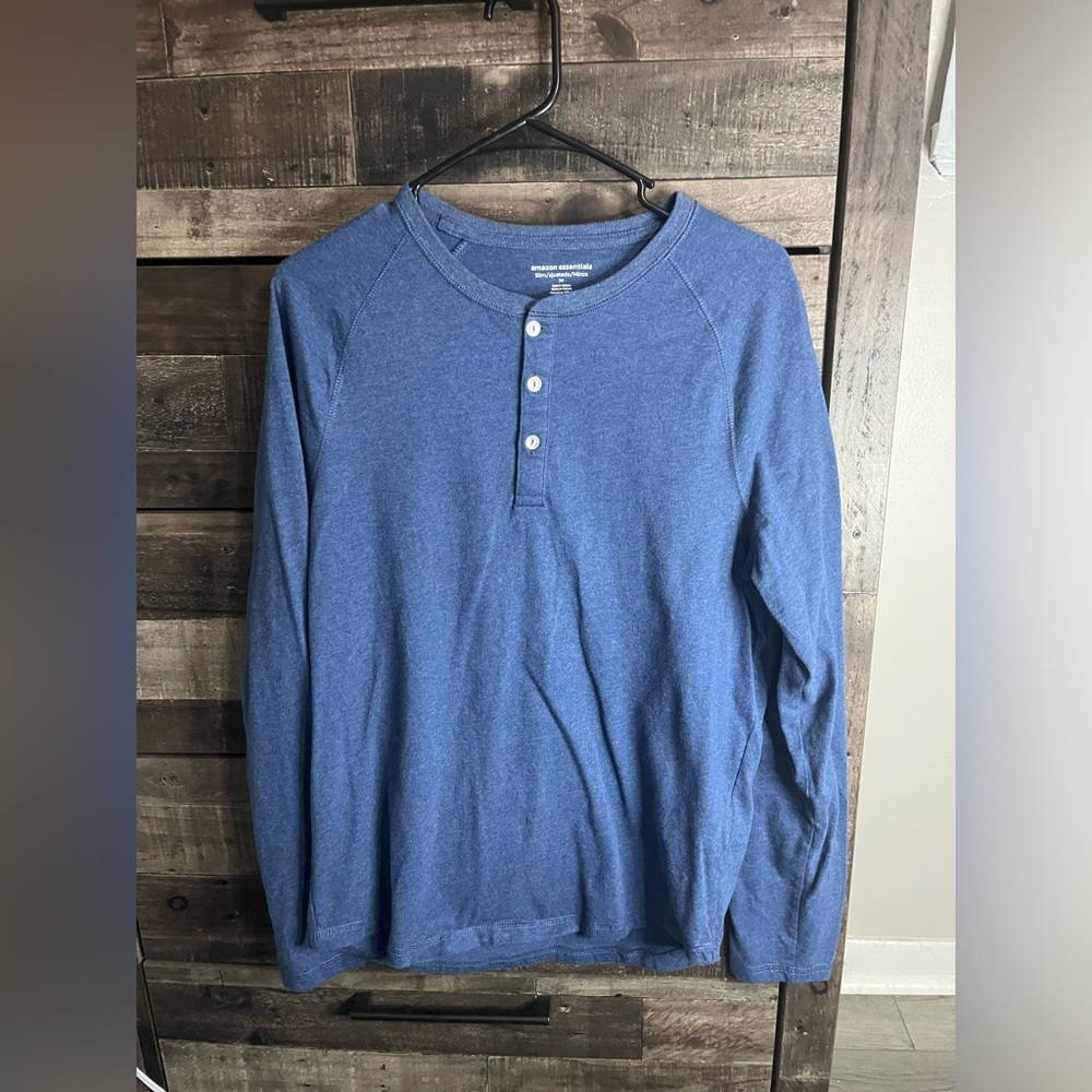 Men’s long sleeve